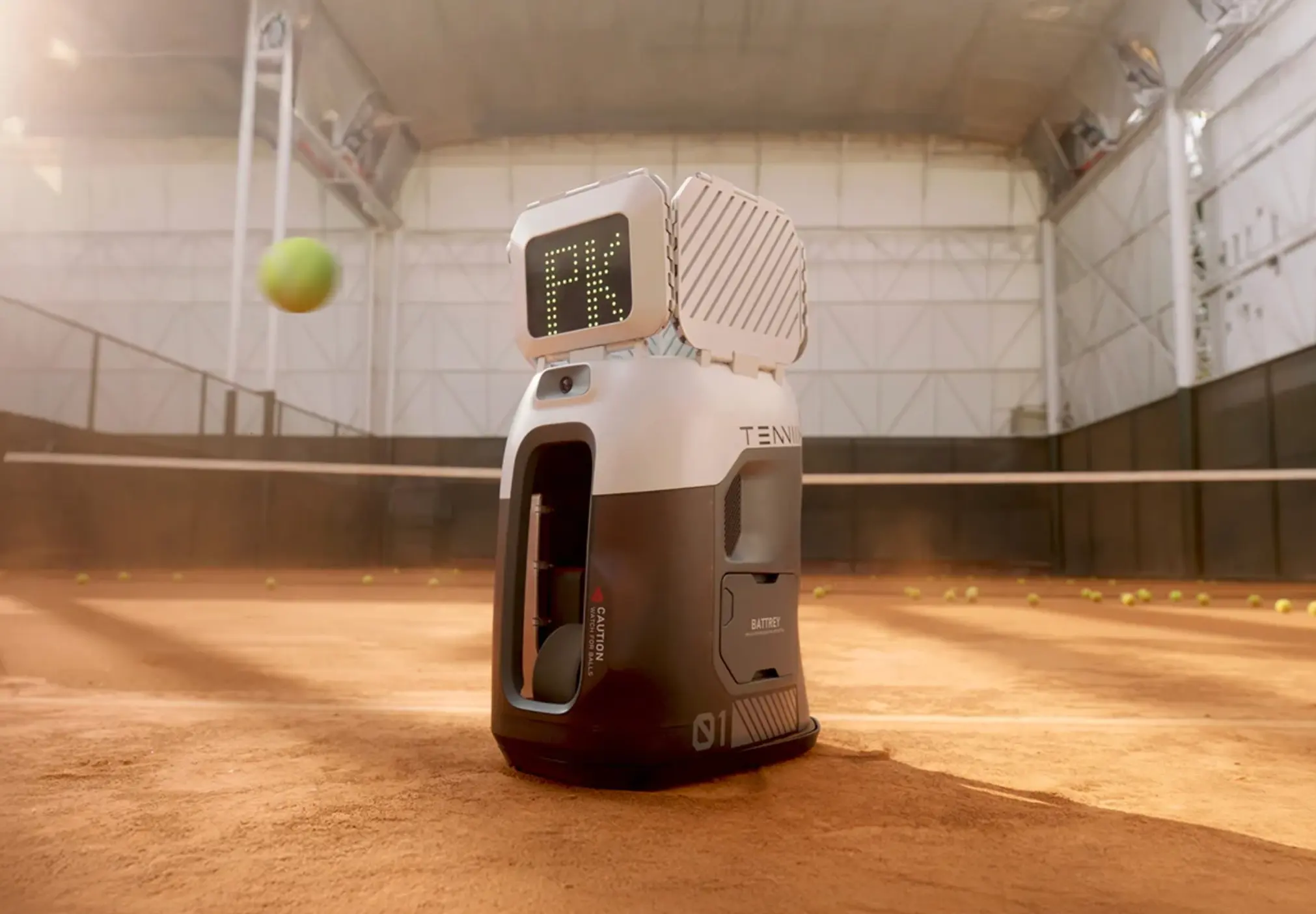 Chytrý tenisový robot Tenniix: Trénink, který se přizpůsobí na míru